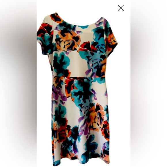 Ivanka Trump Mid-length Dress - Picture 4 of 4